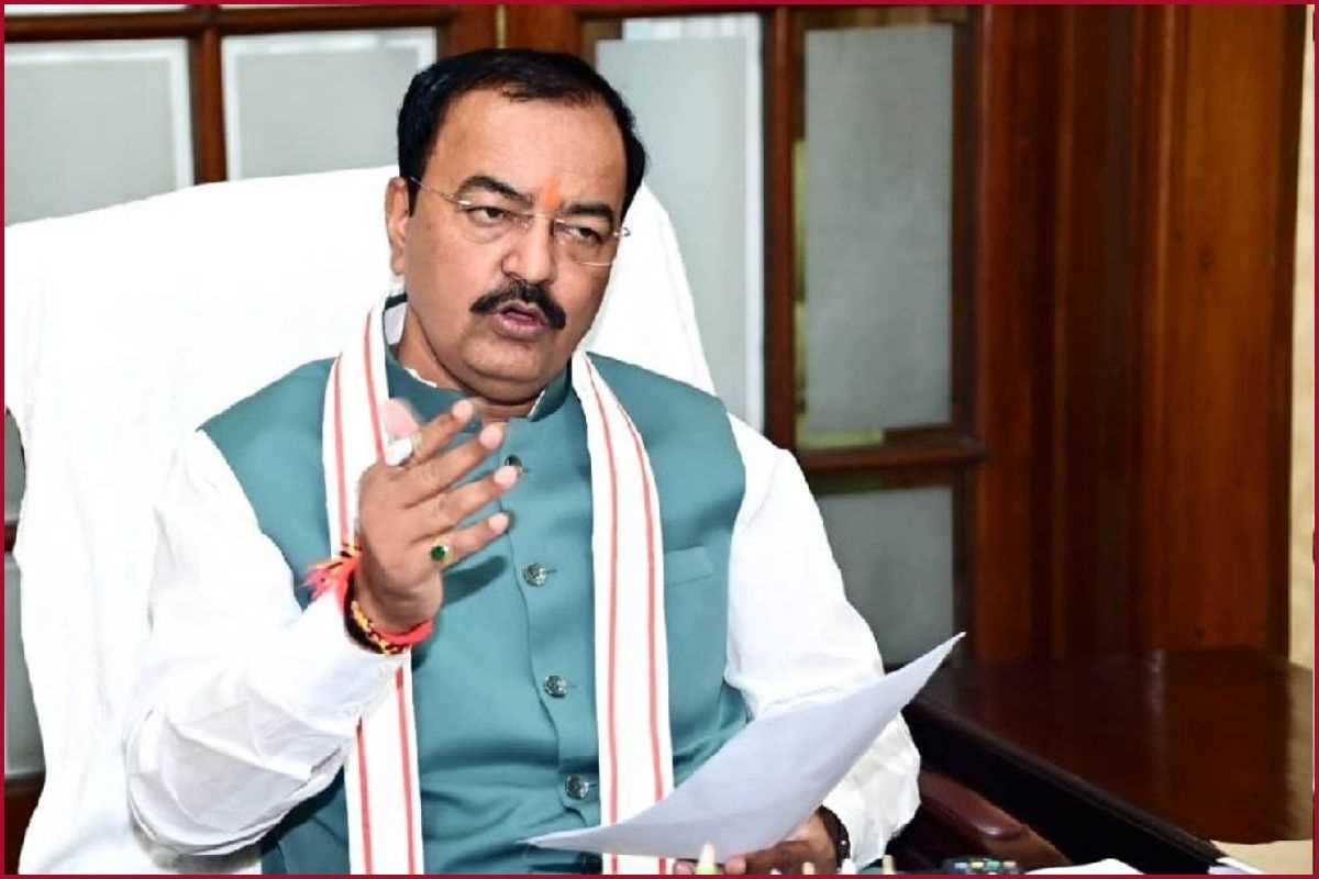 दिनेश खटिक मामले में केशव ने अफसरों को चेताया, अखिलेश को दिया जवाब